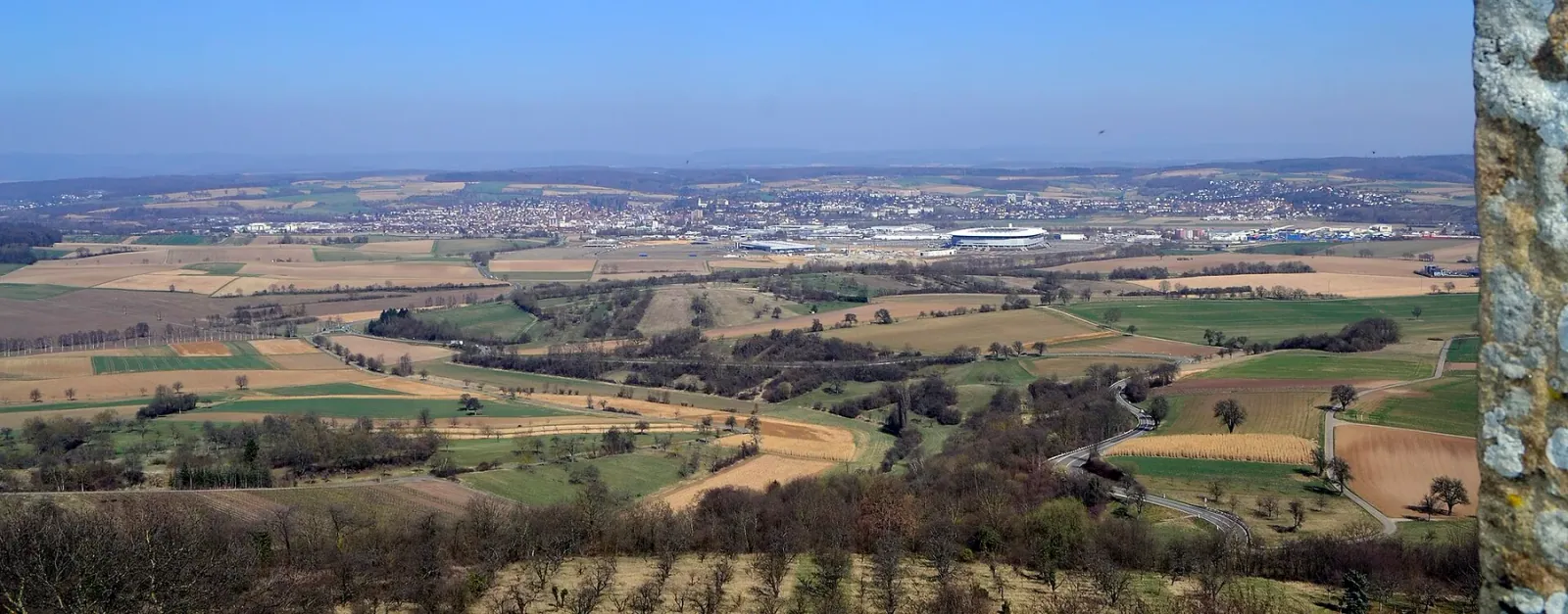 Blick von der Burg Steinsberg über das Elsenztal auf Sinsheim